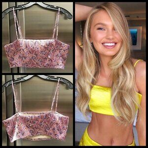 💕CINQ A SEPT💕 Nikki Top ~ Psychedelic Paisley